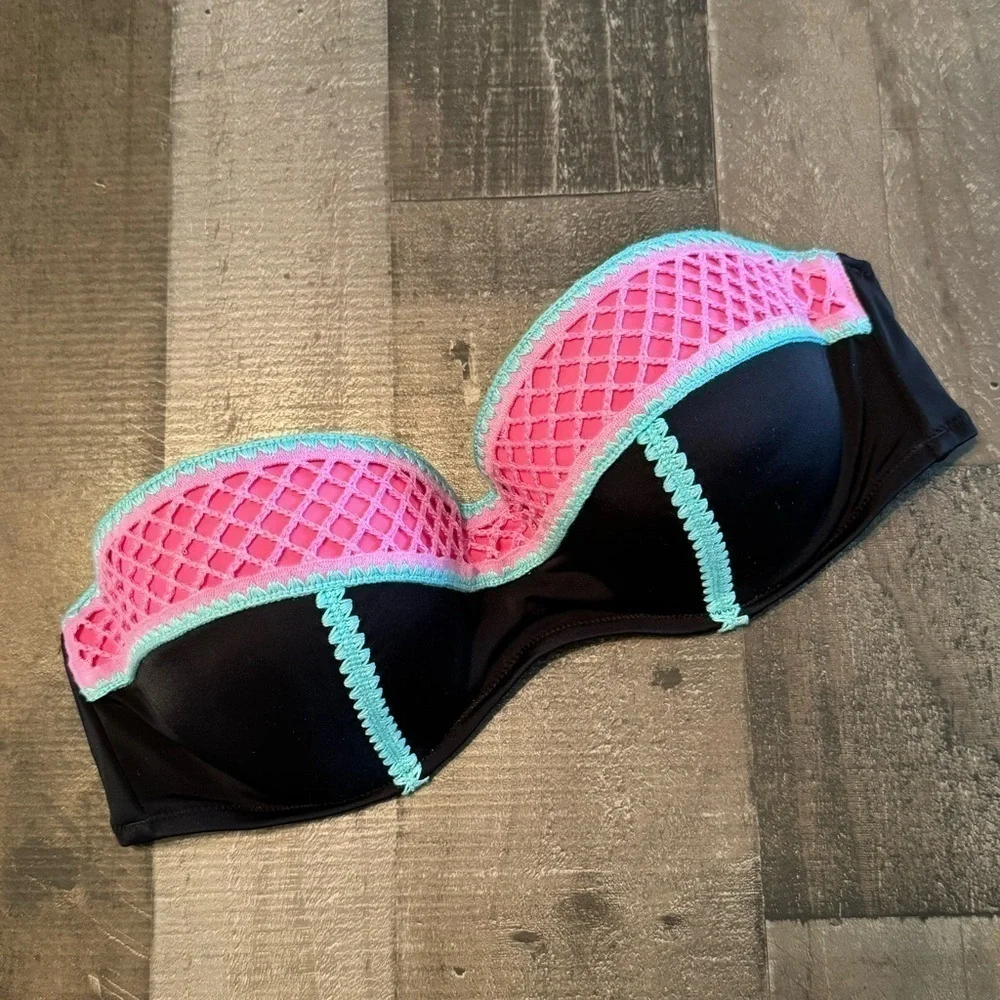 NWOT Shade & Shore Bandeau Bikini Top size 38C